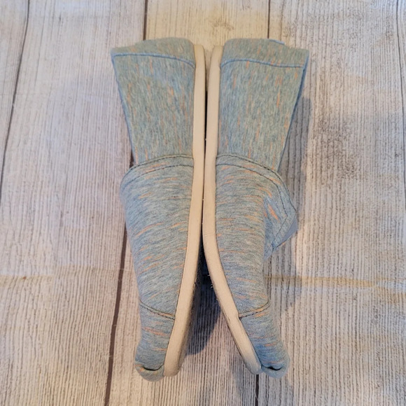 Toms Women's •Size 9• Light Blue & Pink Slip On Comfort Shoes. Very soft - Picture 7 of 7